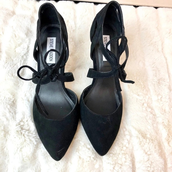 Steve Madden | Black Velvet Pointed Tie Heels 8.5 - Picture 2 of 6